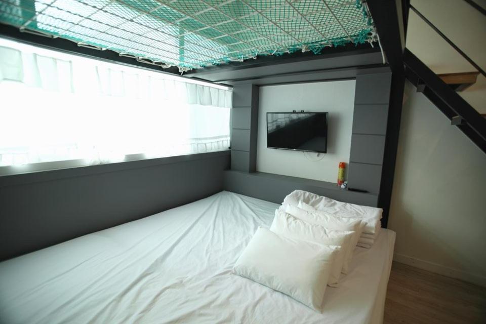 Romantic Ocean Yeosu Extérieur photo
